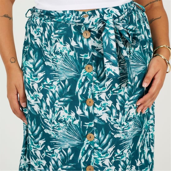 Women's Brave Soul Plus Size All Over Print Midi Skirt in Green Leaf - Image 3