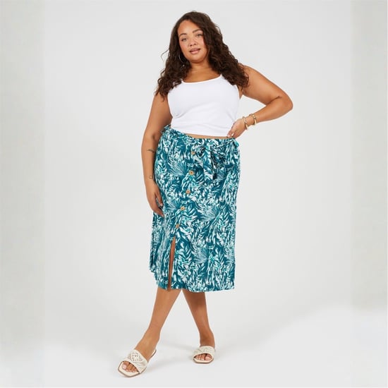 Women's Brave Soul Plus Size All Over Print Midi Skirt in Green Leaf - Image 4