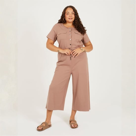 Women's Brave Soul Crew Neck Short Sleeve Solid Patterned Culotte Jumpsuit in Mushroom - Image 4