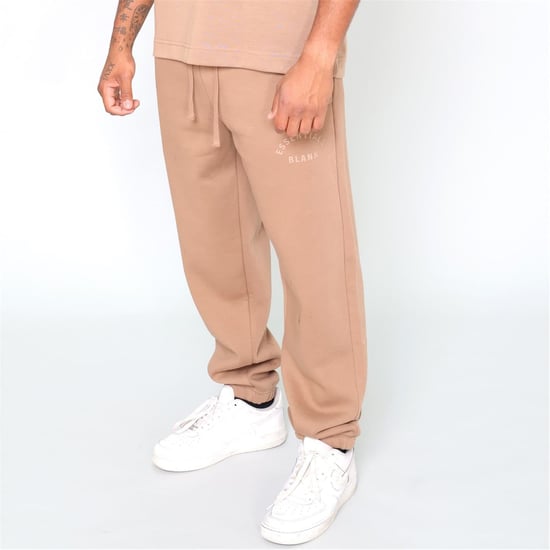 Men's Blank Essentials Essentials Arch Jogger in Mocha - Image 3