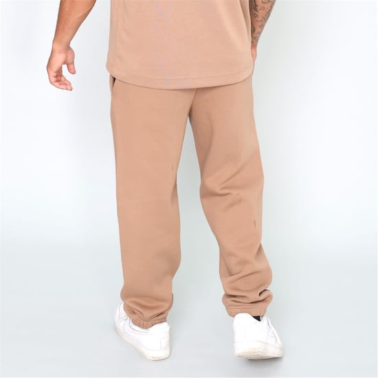 Men's Blank Essentials Essentials Arch Jogger in Mocha - Image 4