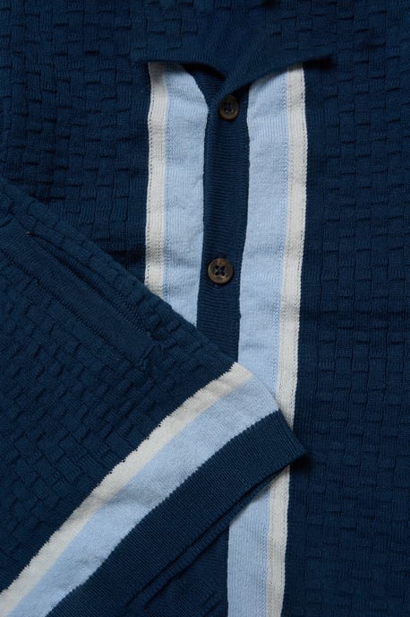 True Knit Resort Shirt and Shorts - Image 3
