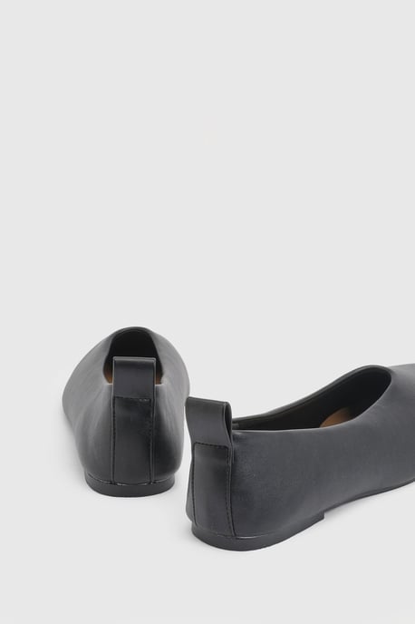 Oriana Faux Leather Pointed Ballet Pumps - Image 4