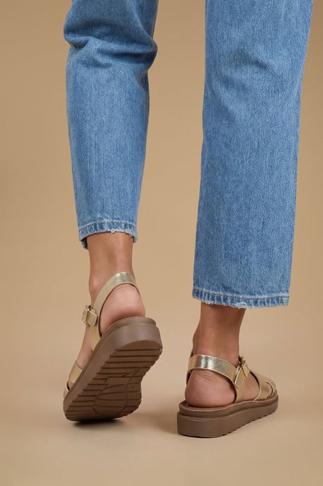 Good For The Sole: Florinda Cross Strap Comfort Wedge Sandals - Image 2