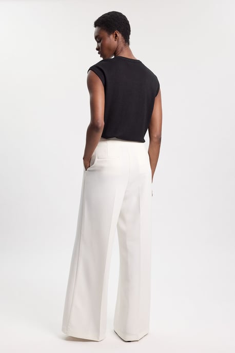 Petite Polished Tailored Wide Leg Trouser - Image 3