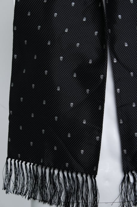 Alexander McQueen, dotted skull tuxedo scarf - Image 5