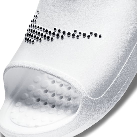 Men's Nike Victori Shower Sliders in White/Black - Image 5
