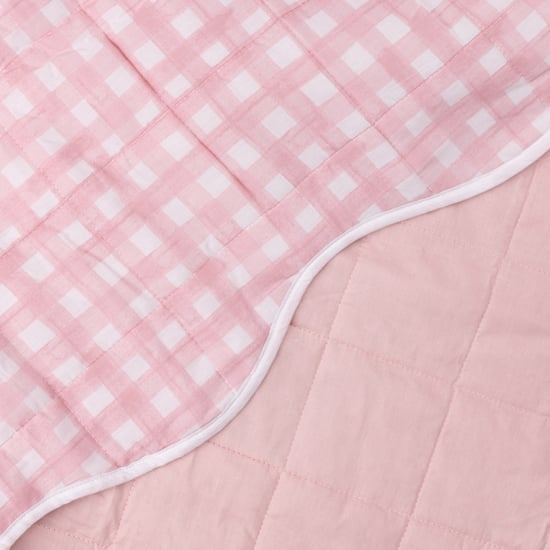 Furn Scallop Quilted Bedspread - Image 4