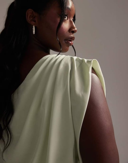 ASOS DESIGN Curve Bridesmaids crepe one shoulder draped maxi dress in light green - Image 2