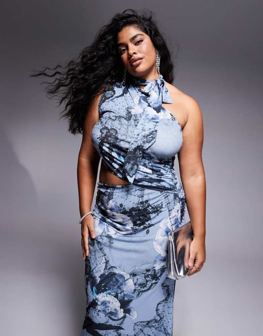 ASOS DESIGN Curve sleeveless high neck maxi dress in blue floral print - Image 2