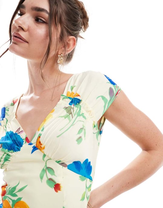 ASOS DESIGN V neck ruched bust detail mini tea dress in floral print - Image 2