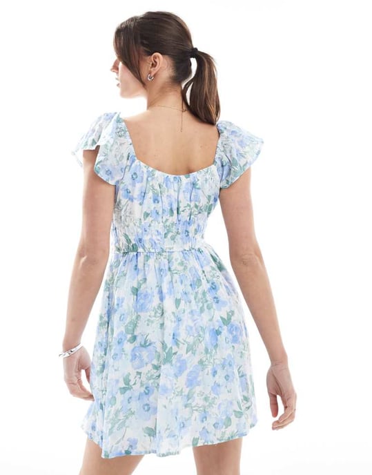Hollister short sleeve shirred waist detail mini skater dress in floral print - Image 3