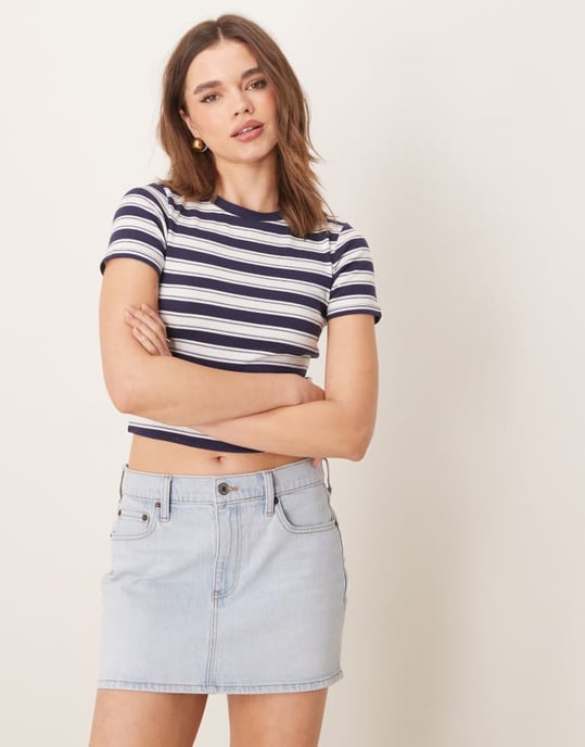 Abercrombie & Fitch denim mini skirt in blue wash - Image 2