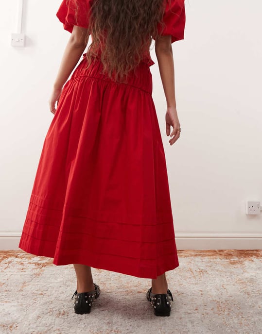 Reclaimed Vintage western cowgirl midi skirt co-ord with pintucks in red cotton - Image 4