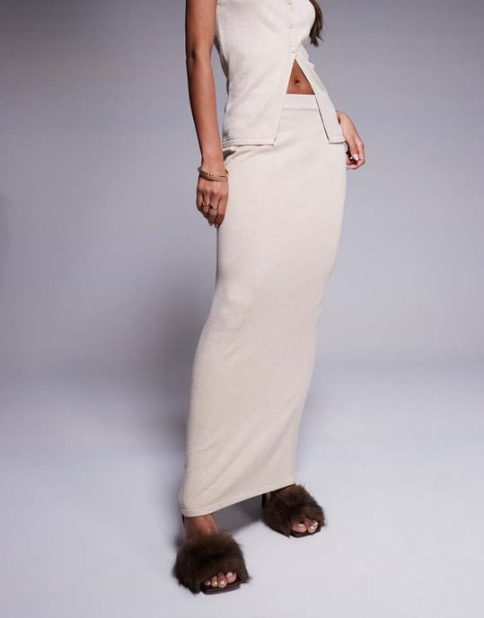 Kaiia exclusive fine knit column maxi skirt co-ord in oatmeal - Image 4
