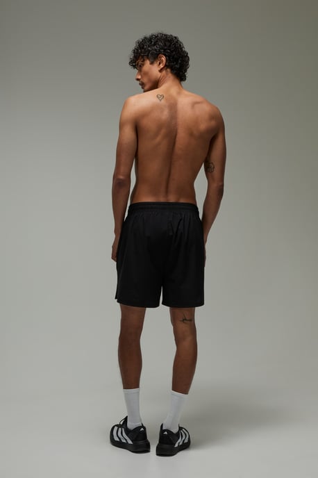 Common Pace Running Perforated 5inch Short - Image 2