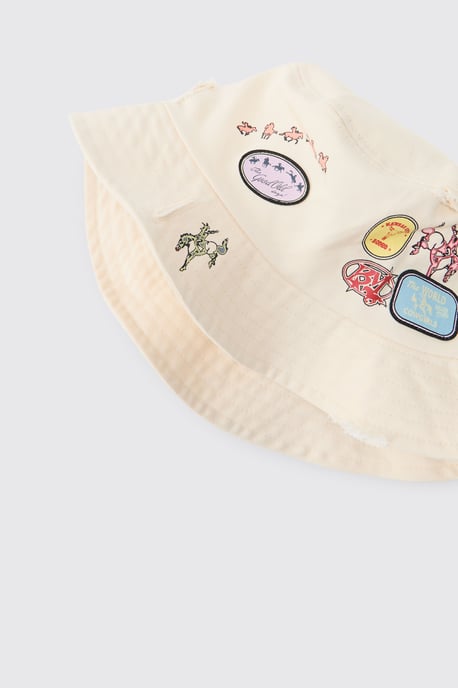 Printed Bucket Hat With Applique Patches - Image 3
