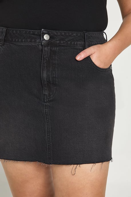 Plus Denim Mini Skirt - Image 4