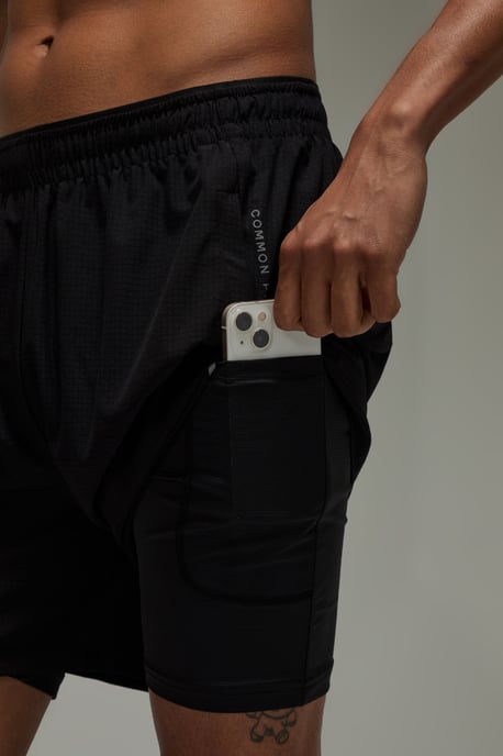 Common Pace Running Perforated 2in1 Short - Image 3