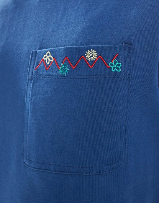 Farah stacy t-shirt in blue with pocket embroidery - Image 2