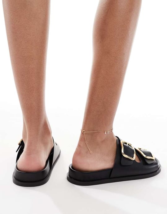 schuh Tylee double buckle sandals in black leather - Image 4