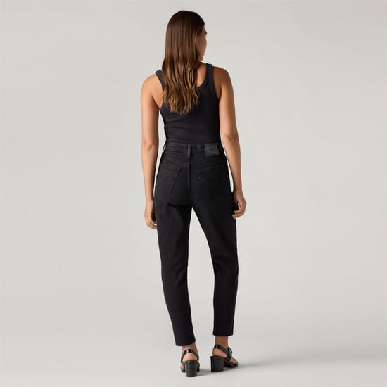 Women's Levis Hw Mom jn in Flash Black - Image 4