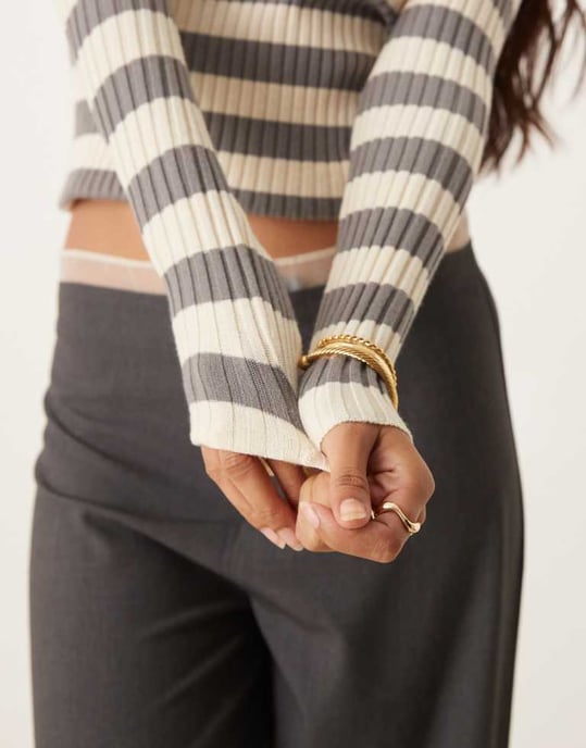 Pieces chunky ribbed knit long sleeve top in bold grey stripe - Image 3