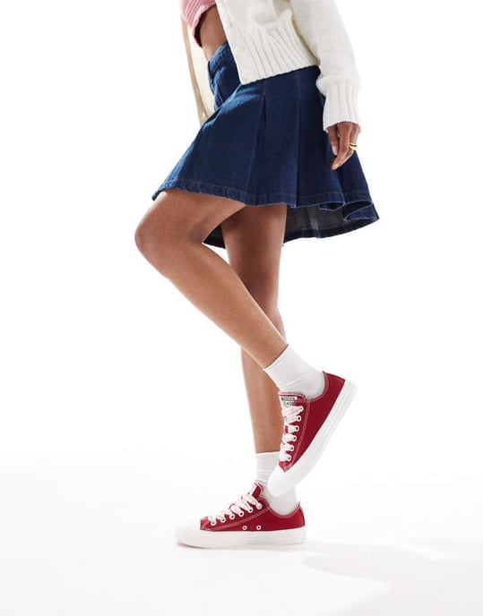 Converse Chuck Taylor All Star Ox trainers in red with gingham laces - Image 4
