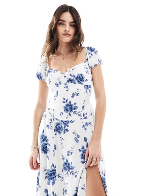 Hollister off shoulder sweetheart midaxi dress with high thigh split in blue florals - Image 3