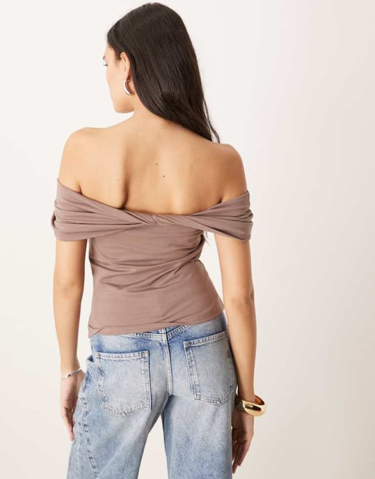 Abercrombie & Fitch asymmetric twist off shoulder top in brown - Image 4