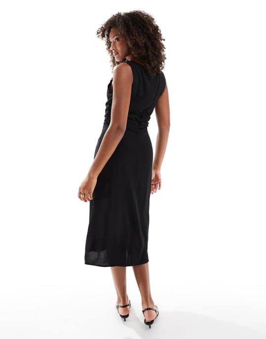 Vero Moda cut out draperad midiklänning i svart - Image 4