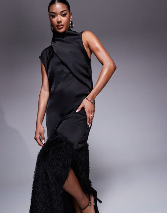ASOS DESIGN asymmetrisk kolonnfrans kant satin midiklänning i svart - Image 2