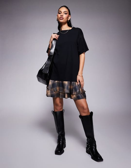 ASOS DESIGN 2-i-1 t-shirt och rutigt miniklänning i svart - Image 1
