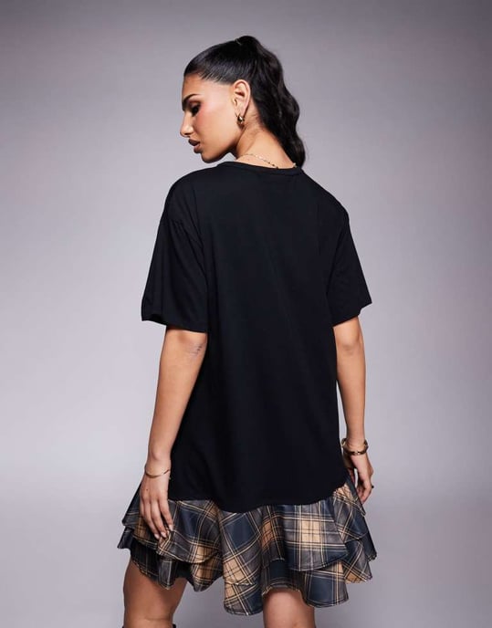 ASOS DESIGN 2-i-1 t-shirt och rutigt miniklänning i svart - Image 3