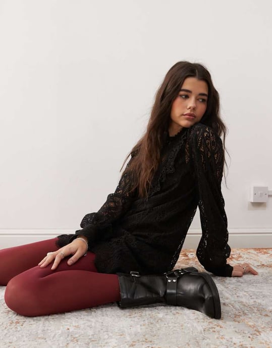 Miss Selfridge spets victoriana mini klänning i svart - Image 2