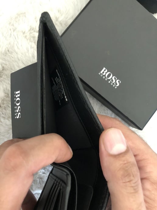 HUGO BOSS Monist Men's Leather Bifold Wallet in Black Gift Pack - Image 2
