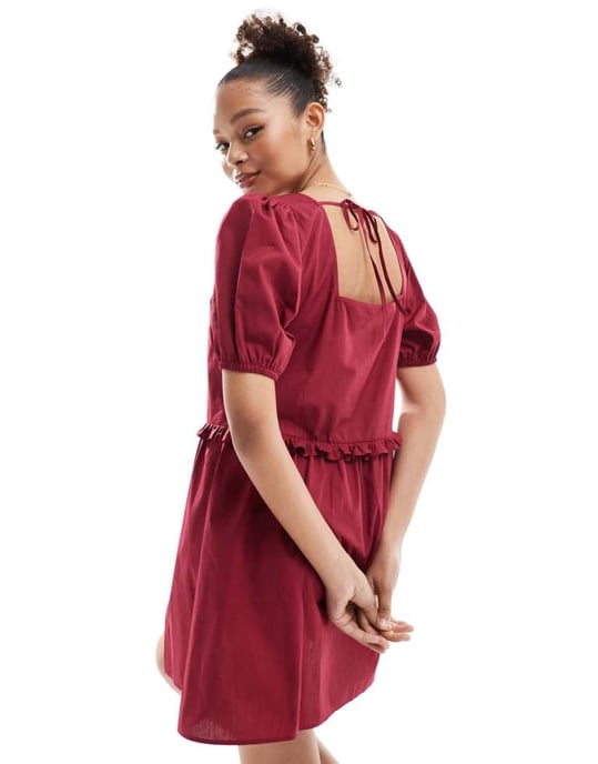 ASOS DESIGN poplin volang midja smockklänning i oxblod - Image 4