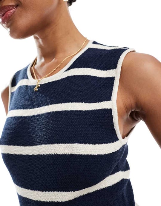 Vero Moda Tall jerseyknit ankellång klänning i marinrandig - Image 3