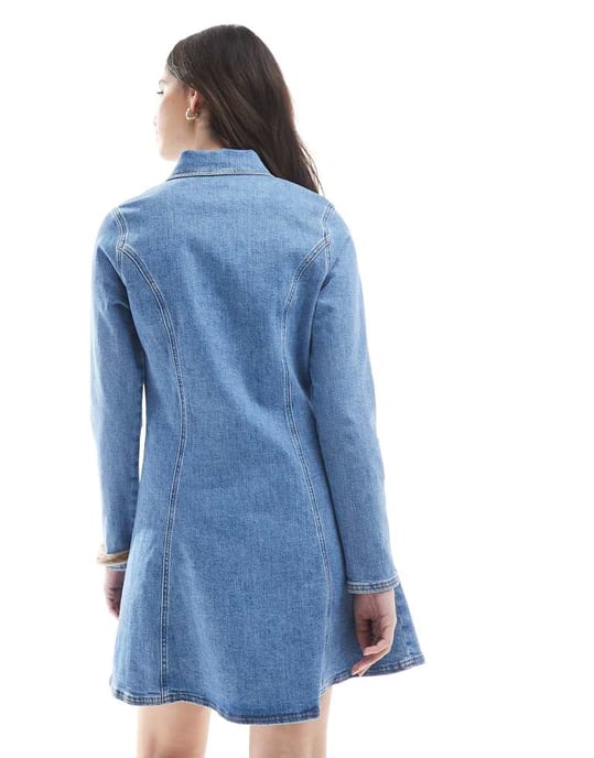 Miss Selfridge sömsömnadsdetaljer stretch denim passform och flared långärmad mini-klänning - Image 4