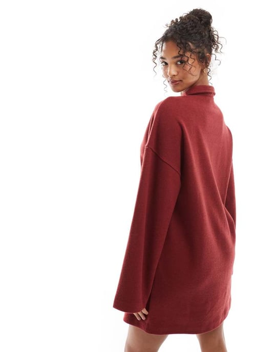 ASOS DESIGN supersoft kragad knäppning tröja mini klänning i vinröd - Image 3