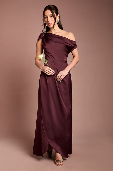 Fallen Shoulder Bow Detail Bridesmaid Maxi Dress - Image 1