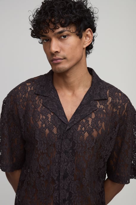 Oversized Boxy Revere Short Sleeve Lace Shirt - Image 3