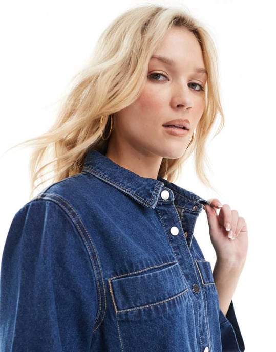 Vero Moda boxy denim minikjol i medelblå - Image 3