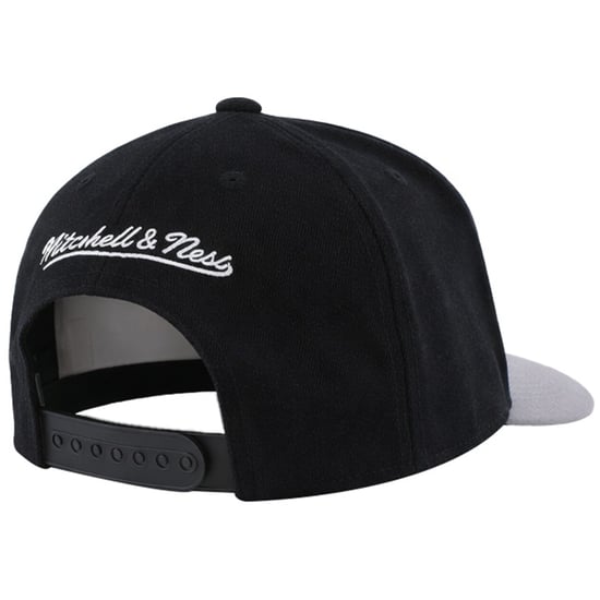 Mitchell & Ness NBA San Antonio Spurs 2-Tone 110 Black/Grey Cap - Image 2