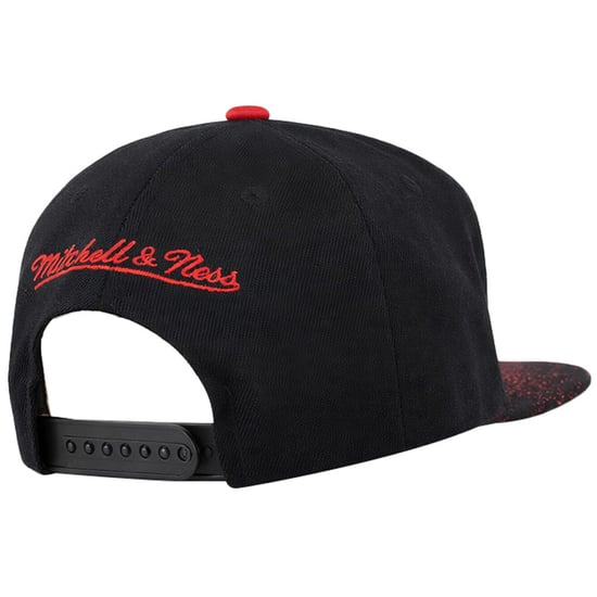 Mitchell & Ness NBA Chicago Bulls Re-Take Black Cap - Image 2