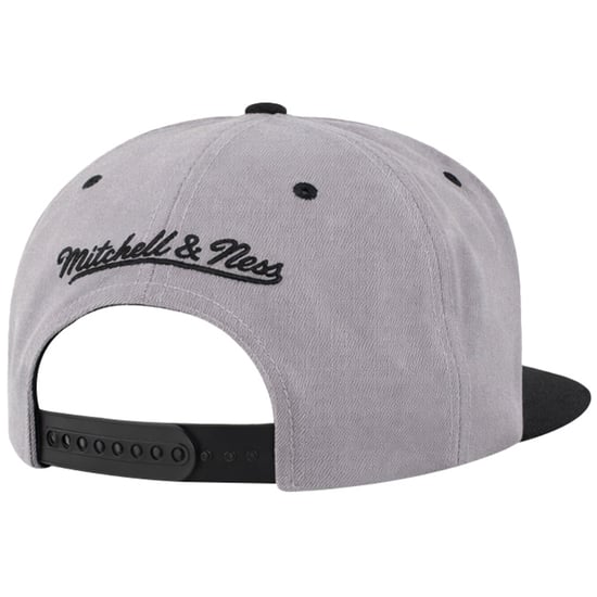 Mitchell & Ness Nostalgia Co Grey/Black Cap - Image 2