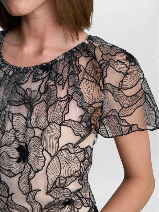 Marie-Claire Floral Embroidered Mesh Maxi Dress - Image 4