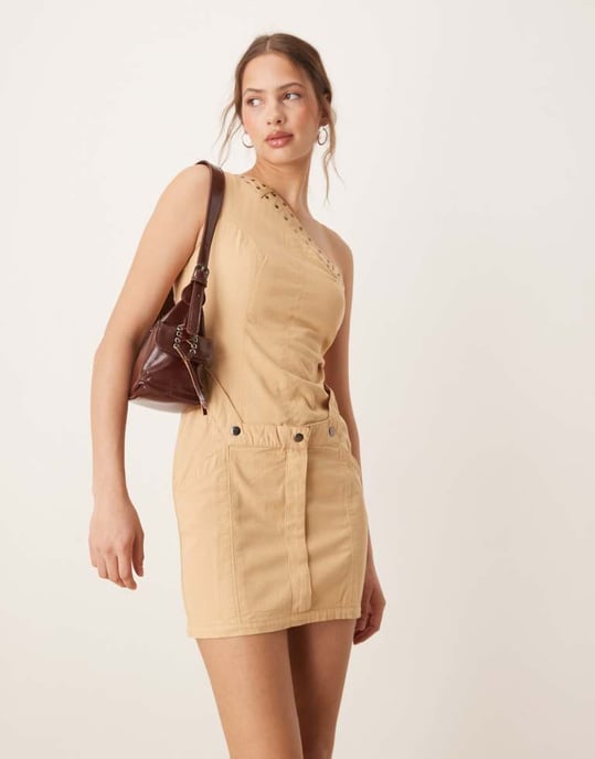 ASOS DESIGN enaxlad utility mini klänning i tvättad sten - Image 2