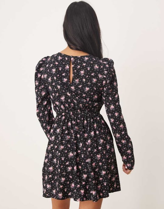 Miss Selfridge Petite miniklänning med yoke-detalj i tryck - Image 4