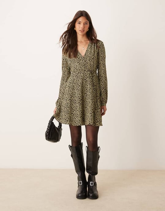 Glamorous long sleeve v neck mini dress in black and yellow ditsy floral - Image 4